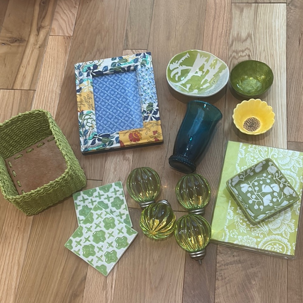 Anthropologie Room Decor set